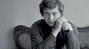 Marek grechuta is widely considered one of the most original artists of polish popular music, known for his interpretation of original lyrics, as well as new spins on polish poetry from various periods of the. Muzyczny Wehikul Czasu 3 Marek Grechuta Radio Meteor