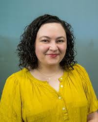 Nathalie Warner's Instagram, Twitter & Facebook