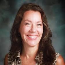 Lori Hardee's Instagram, Twitter & Facebook