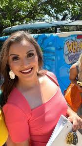 Chandra Edwards's Instagram, Twitter & Facebook