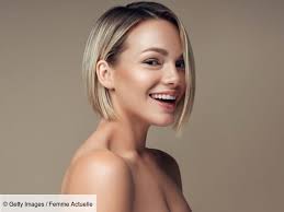 Court, plongeant et avec frange, là, il n'y a pas à dire, le cap à passer est triplement exigeant. Carre Plongeant 3 Bonnes Raisons De L Adopter Femme Actuelle Le Mag