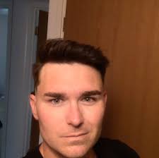 A Warm Welcome New recruits with Charlie Company, 1st Recruit Training  Battalion, arrive