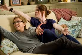 The Kids Are All Right' movie review: Annette Bening, Julianne Moore drama  - The Prague Reporter