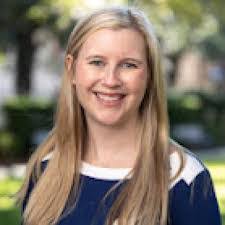 Carolyn Oldham's Instagram, Twitter & Facebook