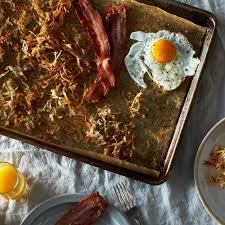 How To Make Bacon Eggs Hash Browns With One Eye Open Food 52 Breakfast Recipes Brunch Dishes