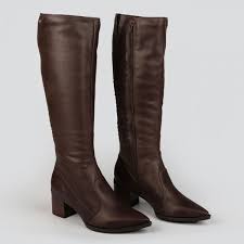 bota tanara cano alto marrom bota tanara cano alto marrom confeccionada em couro material super resistente botas botas de equitacao botas masculinas casuais