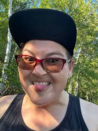 Tag someone who loves Newfoundlands!