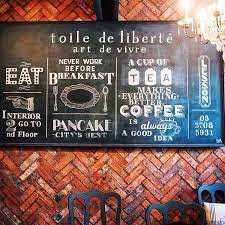 c a f e l o v e r on instagram toile de liberte yutenji お店に入るとまず目を引くチョークアートがあり インテリアまでこだわり尽くされた たまらなく可愛いお店 micco 29 aiai0311 r チョークアート チョーク インテリア