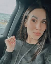 𝒞𝓁𝒶𝒾𝓇ℯ 𝒞𝒶𝓈𝓈𝒾𝓉𝓎