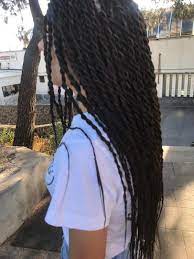 E' adatta per tutte le donne che desiderano capelli perfettamente lisci, ma anche ricci perfetti in pochissime mosse. 15 Senegalese Twist Ideas Senegalese Twist Senegalese Twist