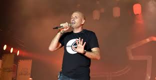 Le rappeur s'installe solidement dans le paysage musicale en 2007 et 2008. Rfgwipzecyk0vm