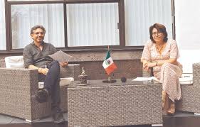 Hay días en los que recuerdo a los anacoretas de la antigüedad y me espanta o deseo su espejo. Diputados De Morena Van Por Reeleccion