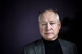 Robert Gustafsson: ”Därför jobbar jag med Södertäljekomikern”