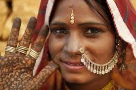 #tourist attraction #indien #asia #oriental #inde. Indienne Nasenpiercing Nasenschmuck Piercings