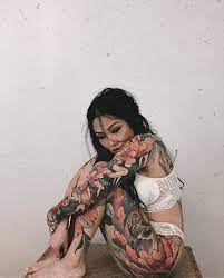 Use them in commercial designs under lifetime, perpetual & worldwide rights. Heavily Tattooed Women Startseite Facebook