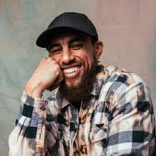 Aaron Newton (@teezytoks)