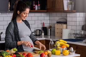 Makanan sehat untuk ibu hamil selanjutnya juga wajib mengandung asam folat. 10 Jenis Makanan Sehat Untuk Ibu Hamil Smarter Health