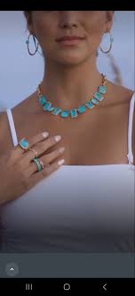 Good morning everyone!!! Happy Presidents' Day and maybe mid winter break  lol my kiddos have no school today so I'll be starting work a tad later  today. Reminder store hours have changed.