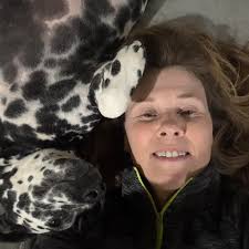 My duckling seems to be having seizures nonstop… is there any way I can  help him? He was fine this morning, but now he's doing this over and over 😔