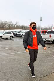 Although jones was more than willing to call out the officials, patrick mahomes decided to go a different route. Oakley Launches Patrick Mahomes Signature Series Sunglasses