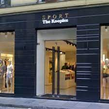 Club de sport avec espaces cardio, musculation, hammam, sauna, 2 salles pour 75 cours/semaine. The Kooples Sport Sports Wear 97 Avenue Des Champs Elysees Paris France Phone Number Yelp