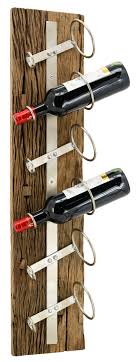 Fixations solides et gain de place garantie. Porte Bouteille Vin Mural