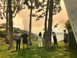 At the mountaingate country club, they offer unrivaled amenities and comprehensive event management services for your special day! Mandeville Canyon Fire Burning Near Mountain Gate Country Club Getty Center Daily News