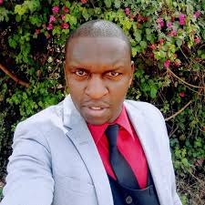 Don't blame William Samoei Ruto. All politicians look for support. Blame  despot Uhuru Kenyatta, Conman Raila Odinga, their cows and #BBIFraud for  making Ruto popular. Let them blsame their collective stupidity.  Unfortunately