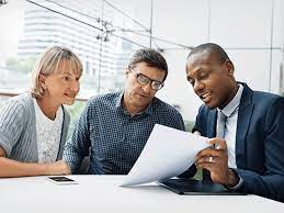 Of course, you get what you pay for, and they'll primarily suggest you buy their own funds. How Much Does A Financial Advisor Make In Salary Thestreet