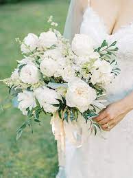 Hundreds of professionally designed artificial wedding bouquets to choose from. 440 White And Cream Bouquets Ideas In 2021 Cream Bouquets Wedding Bouquets Wedding