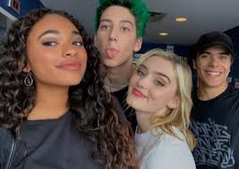 Meg Donnelly Latinoamérica