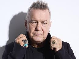 Justin Grainger's Instagram, Twitter & Facebook