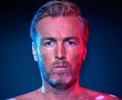 Maybe you would like to learn more about one of these? Dit Zijn Alle Kandidaten Van Expeditie Robinson 2017