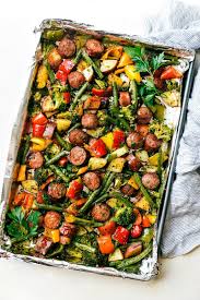 30 Easy And Healthy One Pan Meals For Busy Moms Two Came True Clean Eating Recipes For Dinner Sheet Pan Dinners Recipes Clean Eating Dinner