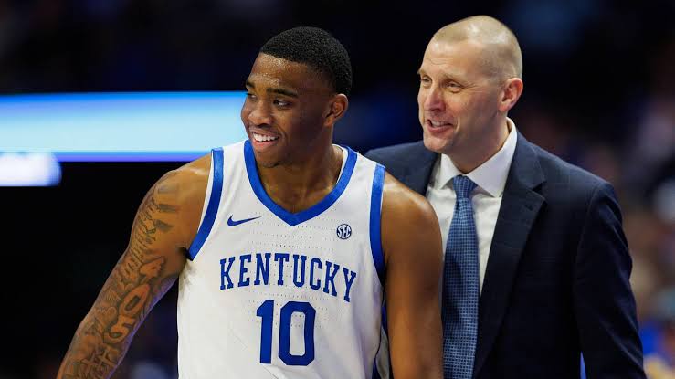 Kentucky center Brandon Garrison explains the post move Mark Pope taught him