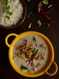 Olan Kerala Olan Recipe Kumbalanga Mathanga Vanpayar Olan With Coconut Milk Onam Sadhya Recipes Ash Gourd Yellow Pu Recipes Cooking Recipes Kerala Food