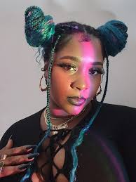 ROOMMATES NEEDED! Hi everyone! My name is Karlie and I currently live in  BK, NY. I'm looking to move out of my family apartment and in need of (1 or  2 roommates)