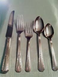 Grape pattern oval 12.5x6platter etched silver plate silverplate wm rogers 1929. 10 Art Deco Silver Patterns Ideas Art Deco Deco Silver Plate