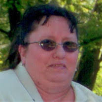 Anya Steinmetz's Instagram, Twitter & Facebook