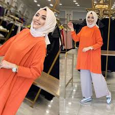 Bu detaydan da anlaşılacağı gibi her renk doğru renk ve doğru renk tonu ile uyumlu. Ayrobin Kumas Sanchez Tunik Pantolon Kombin Moda Moda Stilleri Tunik