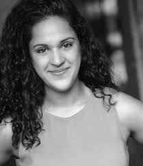 Elinor Freeman's Instagram, Twitter & Facebook