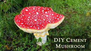 Diy Cement Mushrooms For Your Garden Making Concrete Garden Toadstools Cement Project At Home Yo Concrete Diy Garden Art Sculptures Diy Stuffed Mushrooms