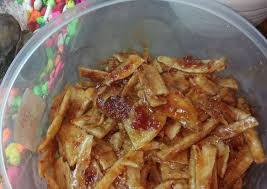 50 g cabe merah kriting) • cabe rawit merah (me: Cara Mudah Memasak Keripik Singkong Pedas Manis Gapake Mahal