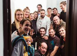 Guarda i film cap și pajură (2019) delicious online. Cap Èi PajurÄ Home Facebook