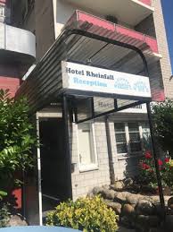 A hotel in neuhausen am rheinfall city centre is the best guarantee to stay within walking distance to some of the most popular attractions but we recommend you to book well in advance to secure one of the top deals available as the demand for hotels in neuhausen am rheinfall centre is high all year round. Vodopad Rajnfal Picture Of Hotel Rheinfall Neuhausen Am Rheinfall Tripadvisor