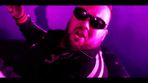 Gucci Loafers (feat. DJ Jean)