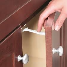 Countertop fasteners, earthquake cabinet latches easy to use. Amazon Com Safety 1st Cabinet And Drawer Latches 7 Count Childrens Home Safety Products Baby
