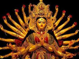 Navratri 2016: જાણો કેવી રીતે શરૂઆત થઇ નવરાત્રીની? | Navratri 2016 starts from 1st October 2016, Story of Maa Durga - Gujarati Oneindia