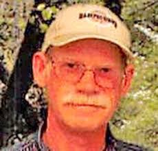 Robert Snapp's Instagram, Twitter & Facebook