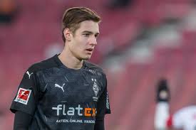 I believe dortmund has a very good chance. Daily Schmankerl Tottenham Hotspur To Challenge Bayern Munich And Borussia Dortmund For Florian Neuhaus Psg Wants Fc Barcelona Legend Lionel Messi Caden Clark To Rb Leipzig And More Bavarian Football Works